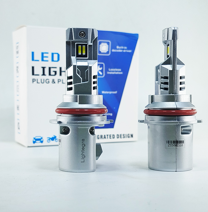 Головной свет. Лампа светодиодная CSP-1860. 9-16 вольт. 35 ватт HB1(9004)-M11