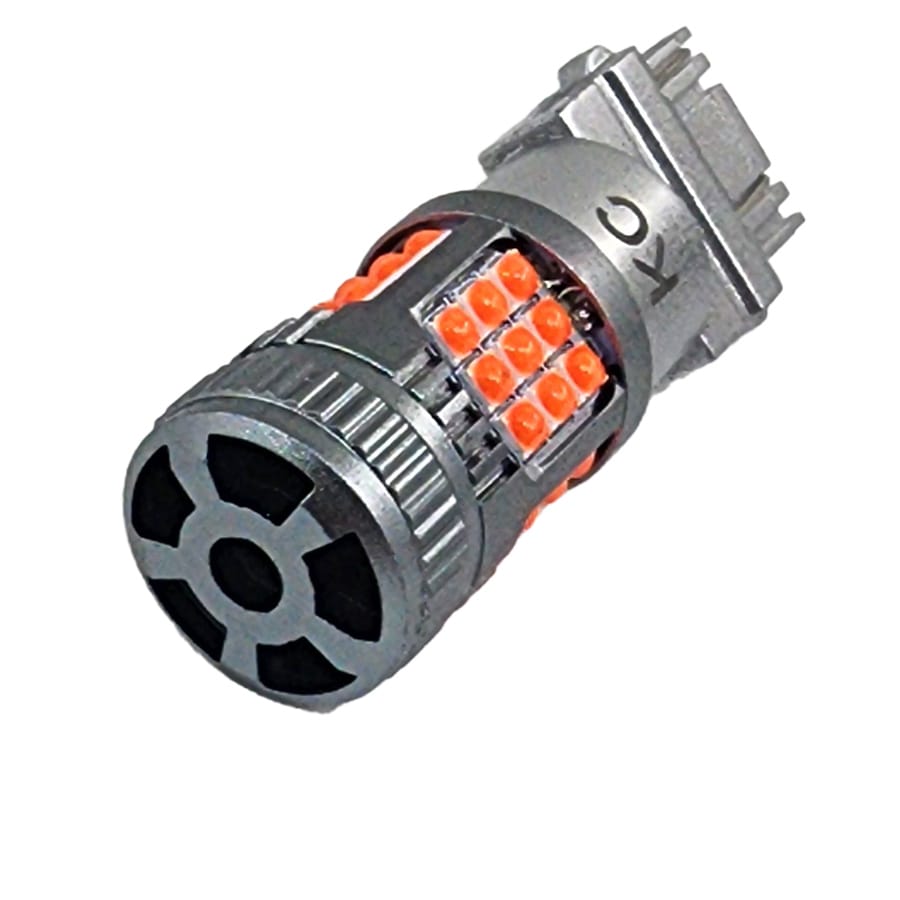 Светодиодная лампа 3157 36 smd 3030 canbus красный 9-32 вольт c кулером 30W  L053