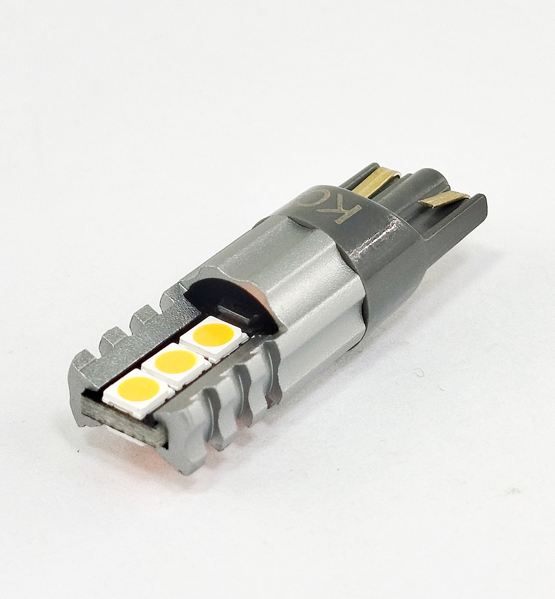 Светодиодная лампа T10 CSP3030 6 smd 12-24 вольт.CAN-BUS. Желтый